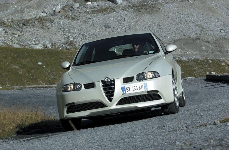  Alfa Romeo 147 GTA 2002 года  (фото 56 из 70)